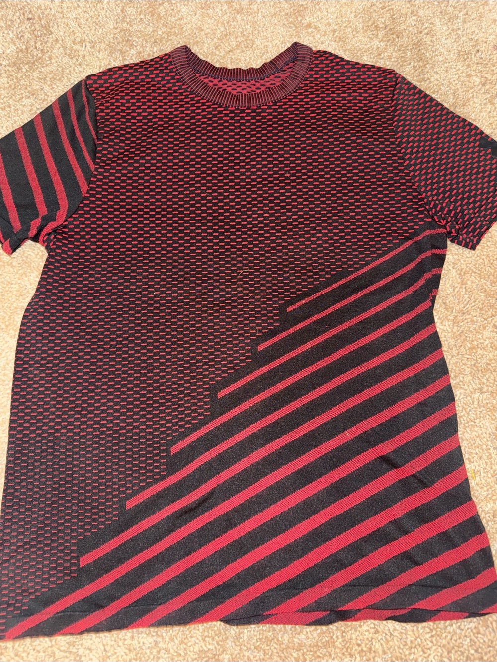 Under Armour Red and Black Short-Sleeve stretchy Knit Tee